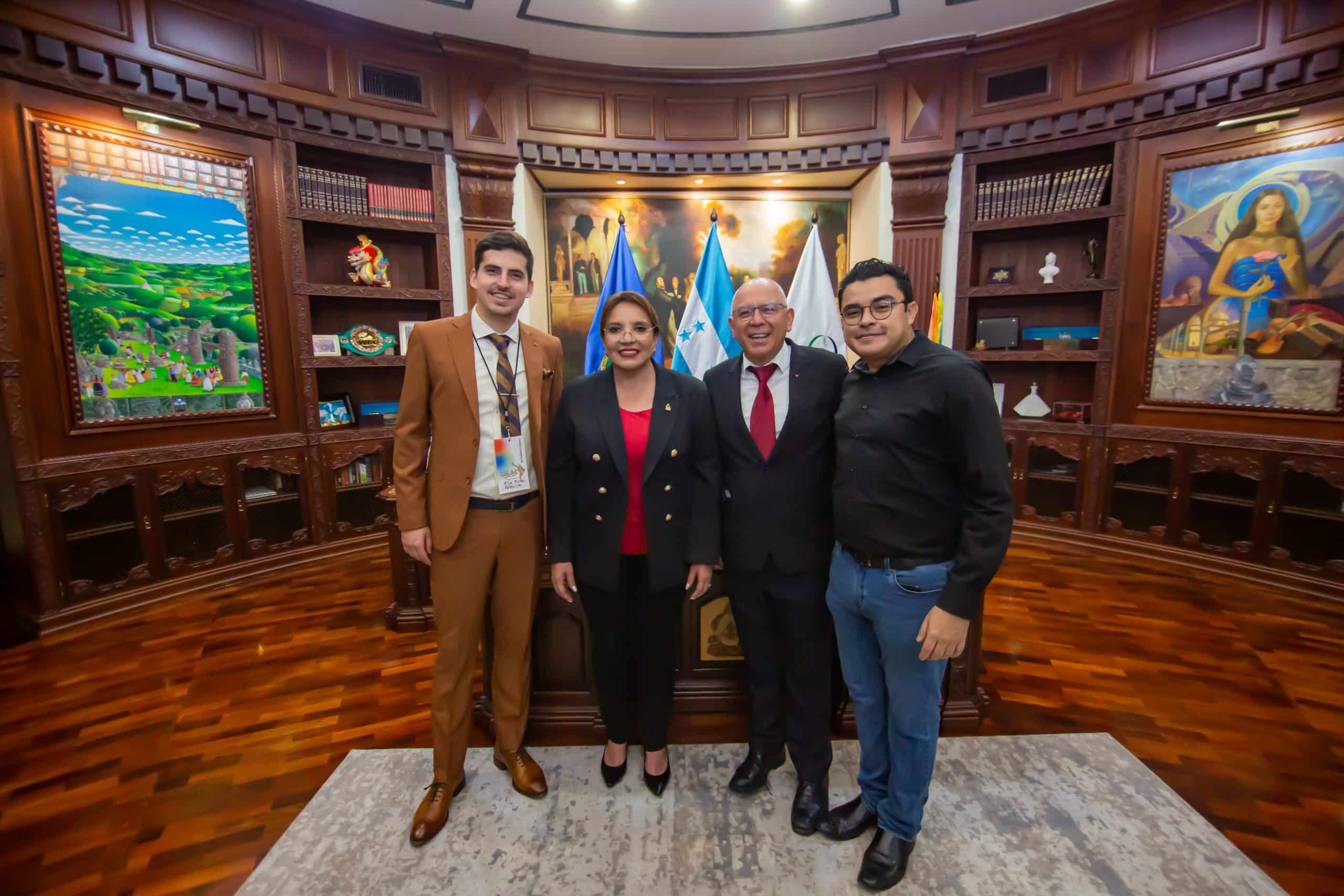 El Consejo Ejecutivo de COHESIA se reúne con la Presidenta de Honduras, Xiomara Castro